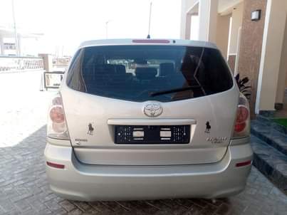 A picture of Toyota Corolla Verso 2008