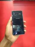 A picture of Samsung Galaxy S10 plus