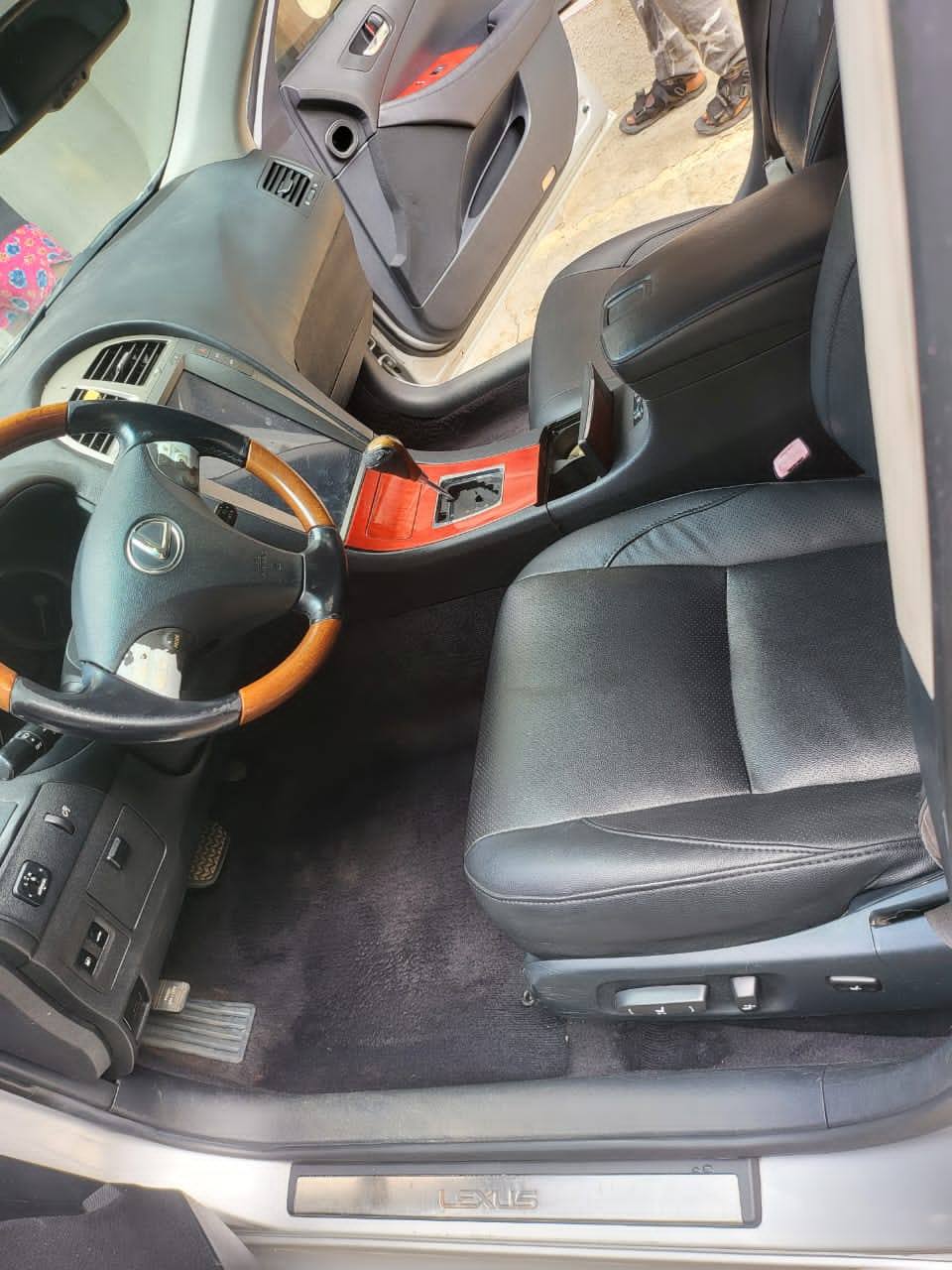 A picture of Naija Used Clean Registered Lexus ES350 08 Model FOR SALE