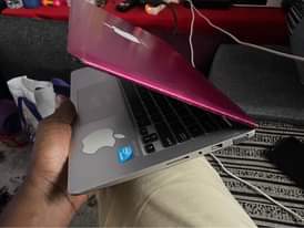 A picture of Asus Laptop on sale