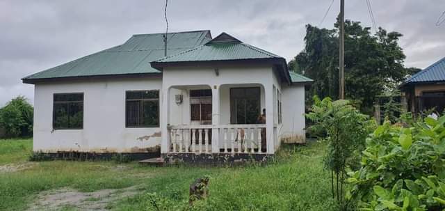 A picture of 3 Beds 2 Baths House