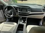 A picture of Clean Few months used Toyota Highlander 2018 model 13 3m