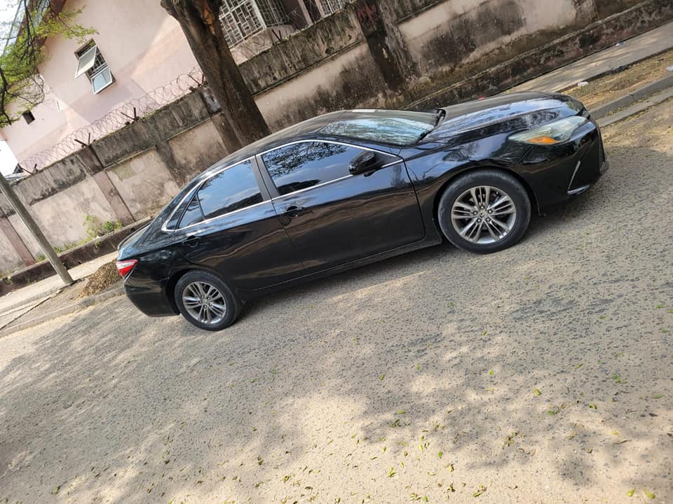 A picture of Toyota camry 202014 2015