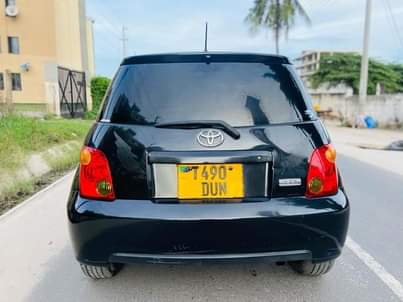 A picture of TOYOTA IST NAMBA D PIGA 255 714 550 592