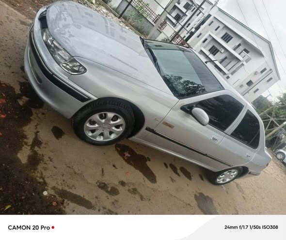 A picture of Car