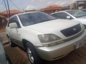 A picture of Harreir 2.2cc 14.5m Subaru 6.5m Kikumi 5m 0705835212 See Translation
