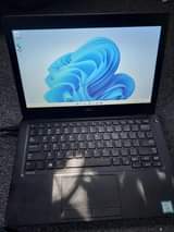 A picture of DEL LAP TOP