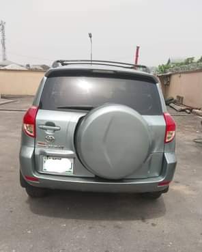 A picture of Belgium Grade Extremely Sharp And Very Sound 2008 Toyota Rav4