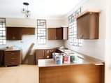 A picture of Price 750 Million 194k House For Sale In Kyanja Kensington