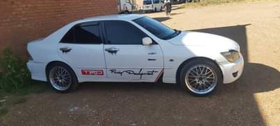 used toyota altezza