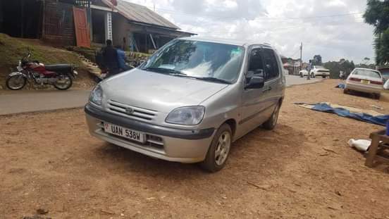 used toyota raum