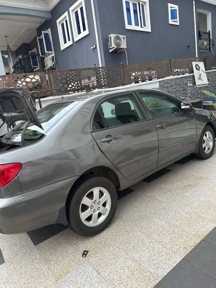 A picture of Very clean 06 Corolla