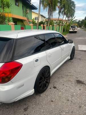 subaru legacy