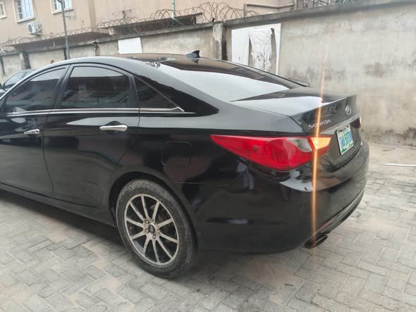 A picture of Hyundai sonata