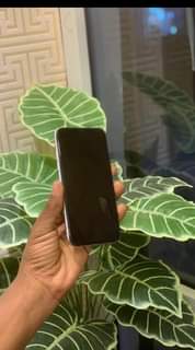 A picture of iPhone x 64GB