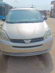 A picture of 2005 Toyota si