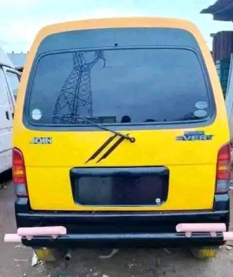 A picture of Mini bus