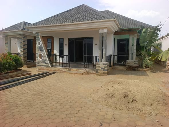 A picture of 4 bedrooms new house for sale in kyanja kungu amazing