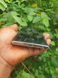 A picture of Samsung note 10