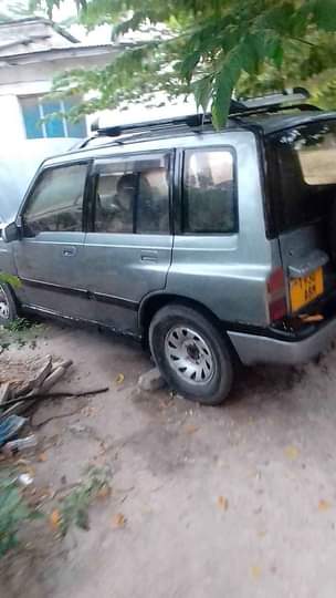 A picture of Escudo 0628956439 G16 Engine Manual Bei 3.5m Safari Popote