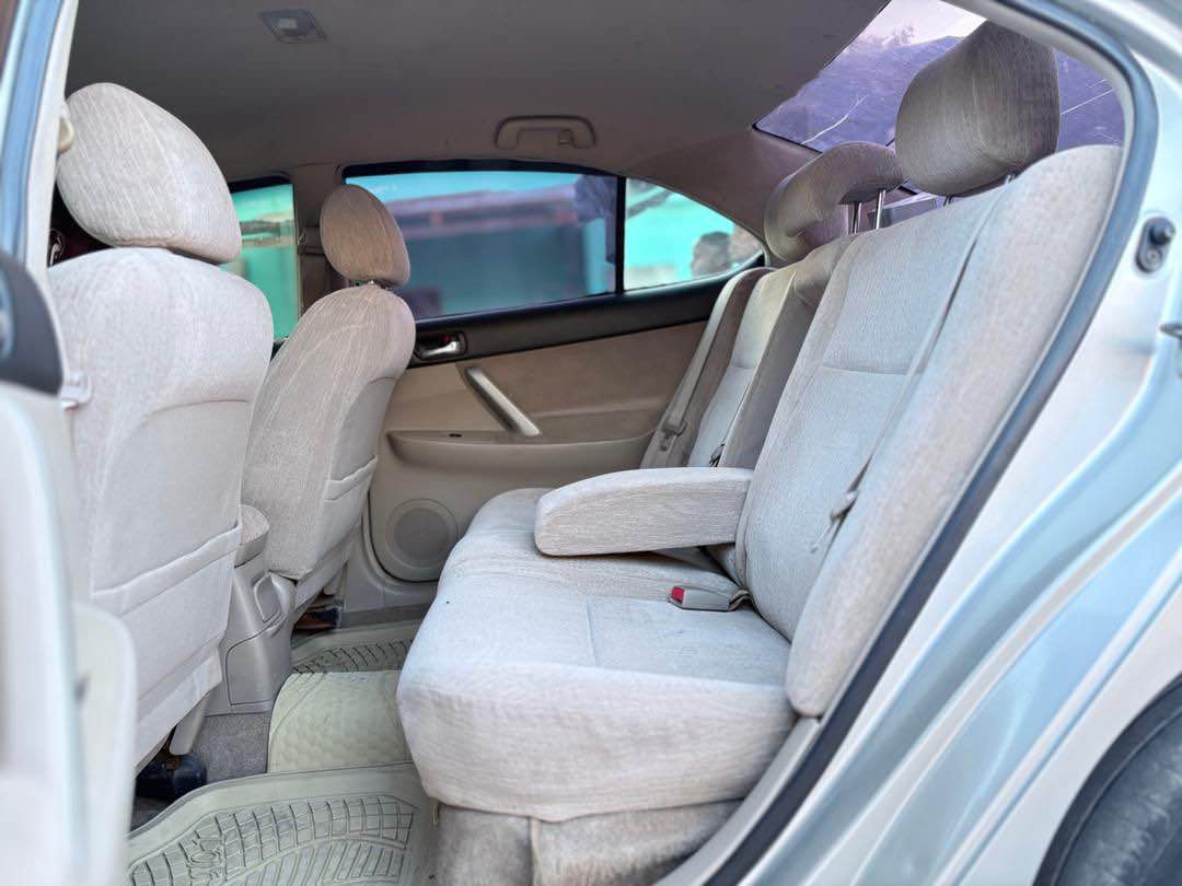 A picture of TOYOTA PREMIO