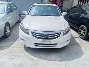 A picture of Clean and sound 3 5m SETTLEs 100k Location pH 09021430860