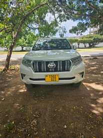 A picture of 2020 Land cruiser prado 150