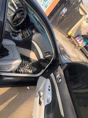 A picture of Infiniti g35 Everything about the car is perfectly working fine