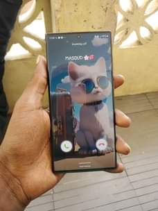 A picture of SAMSUNG S22 Ultra 5G 0655695769 256gb Ram 12gb bei 600
