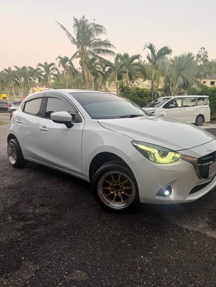 used mazda demio