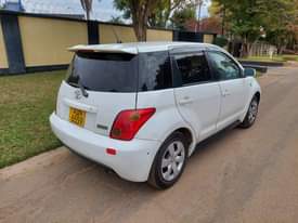 used toyota ist