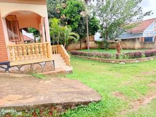 A picture of House