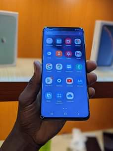 A picture of Samsung s20 5G