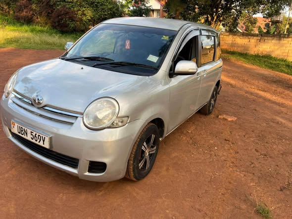 A picture of Sienta For Sale 19millions Call 0701057114 0761990442