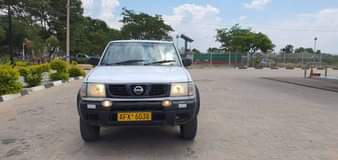 used nissan hardbody