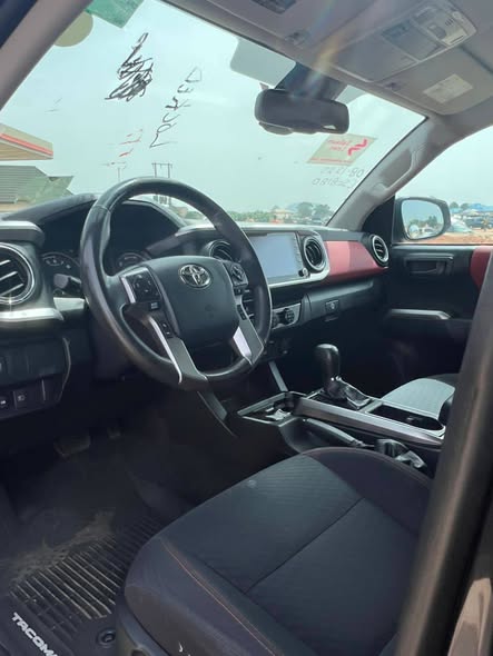A picture of DIRECT BELGIUM 2020 4 X 4 TACOMA DOUBLE CABIN
