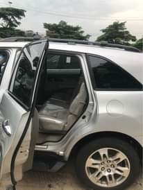 A picture of 2009 foreign Use Acura MDX Few month entry