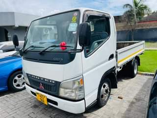A picture of Gari zipo sokoni nichek WhatsApp No 0718466767