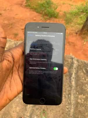 A picture of Iphone 8 plus 64gb black