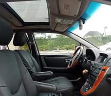 A picture of Lexus RX300 Very clean car Everything is perfect 3 9m