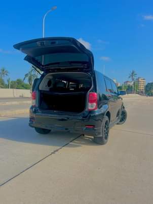 A picture of Toyota rumion