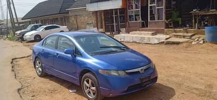 A picture of Sharp clean registered Honda civic 2007 model