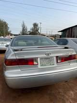 A picture of Toyota Camry drop light