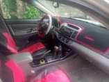A picture of dealers market fast finger Big daddy 4plug has a tapping