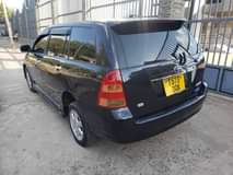 A picture of TOYOTA FIELDER