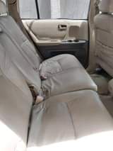 A picture of 3 seaters highlander up for sale Note Top gasket is
