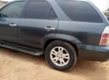 A picture of Honda Acura MDX 04
