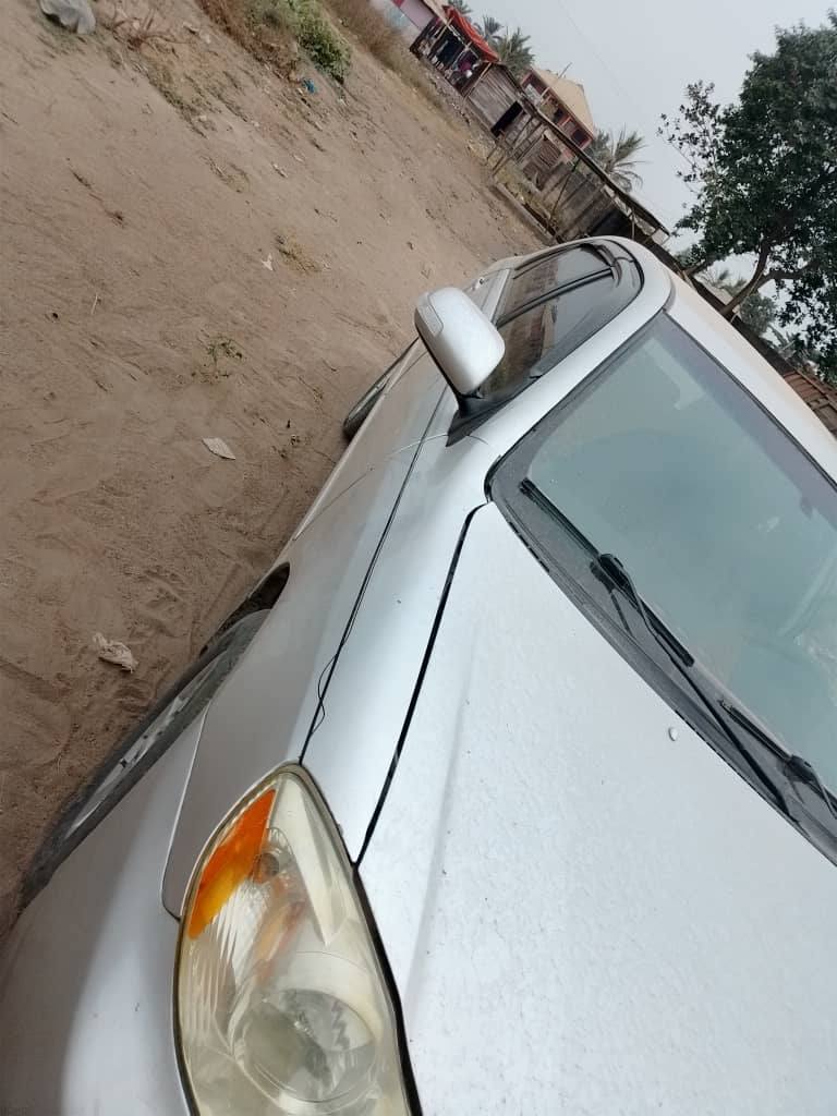 A picture of Toyota Corolla 06