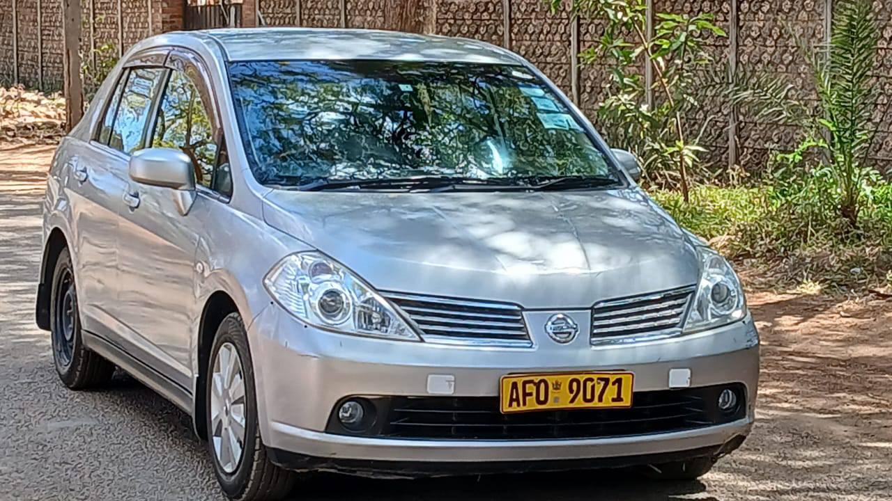 used nissan tiida