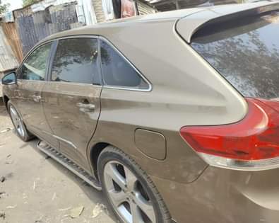A picture of TOYOTA VENZA 2010 FEW MONTHS USED